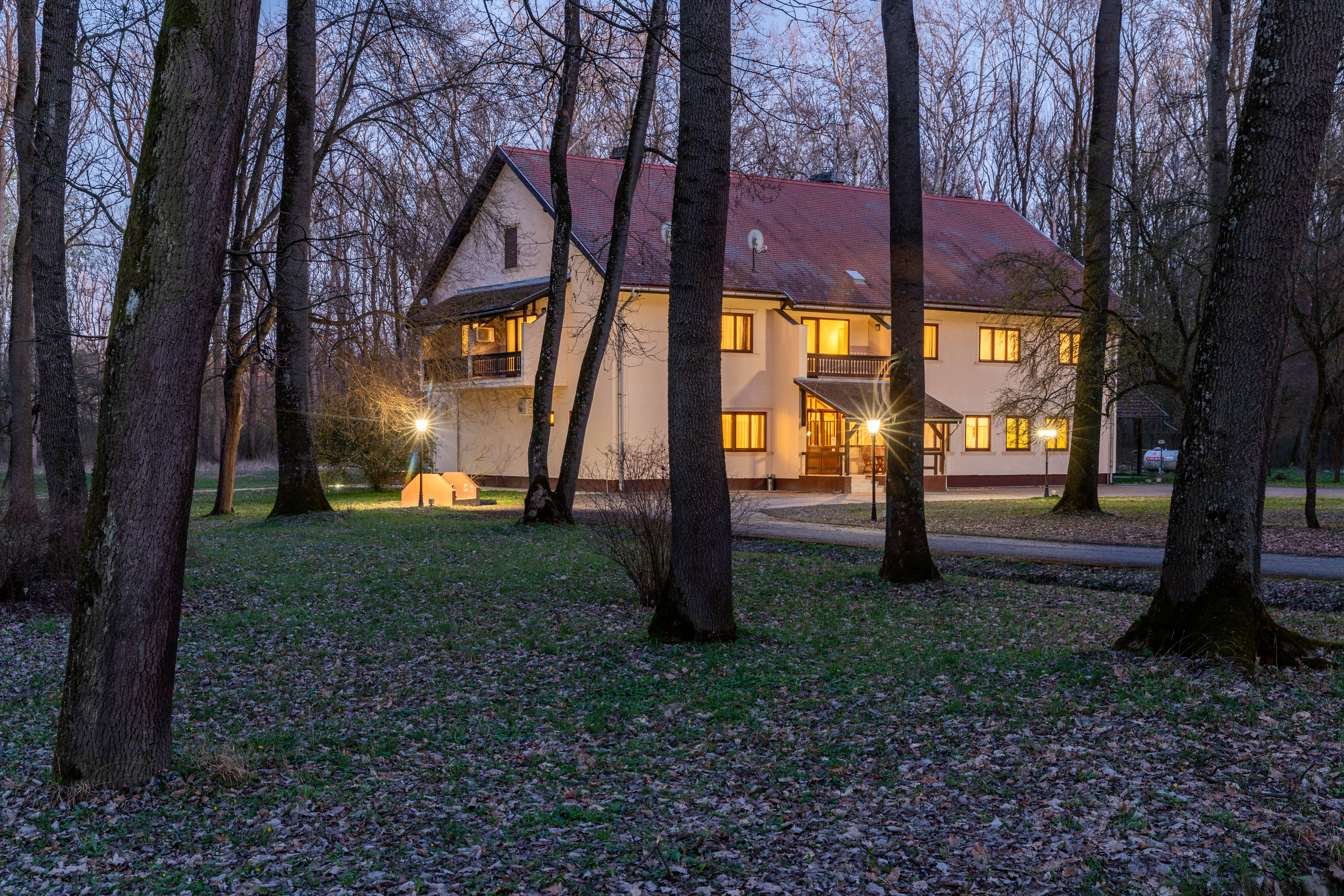 Keselyűsi Vendégház